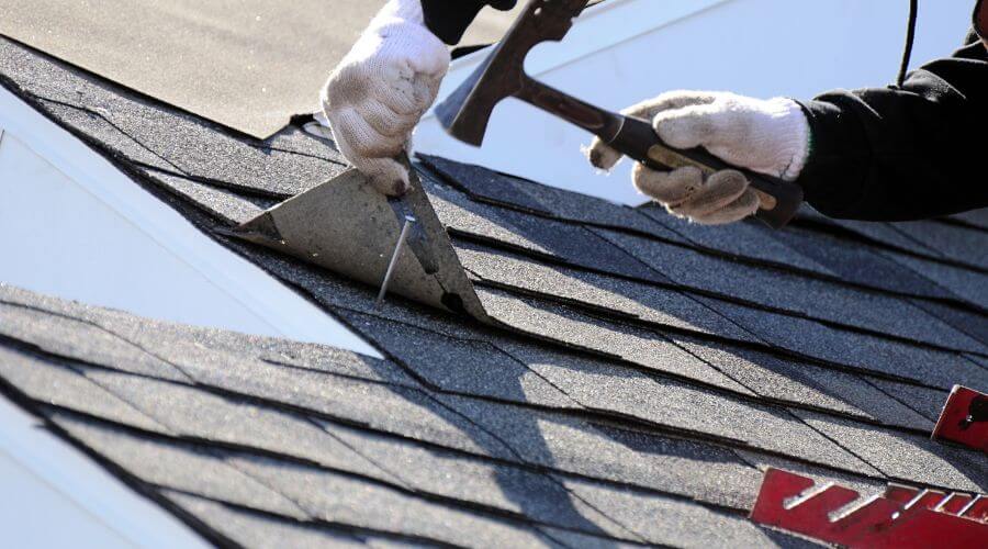 Professional gutter cleaning in Salem, MO